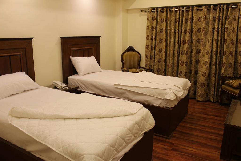 Hotel Diplomat Ισλαμαμπάντ Εξωτερικό φωτογραφία