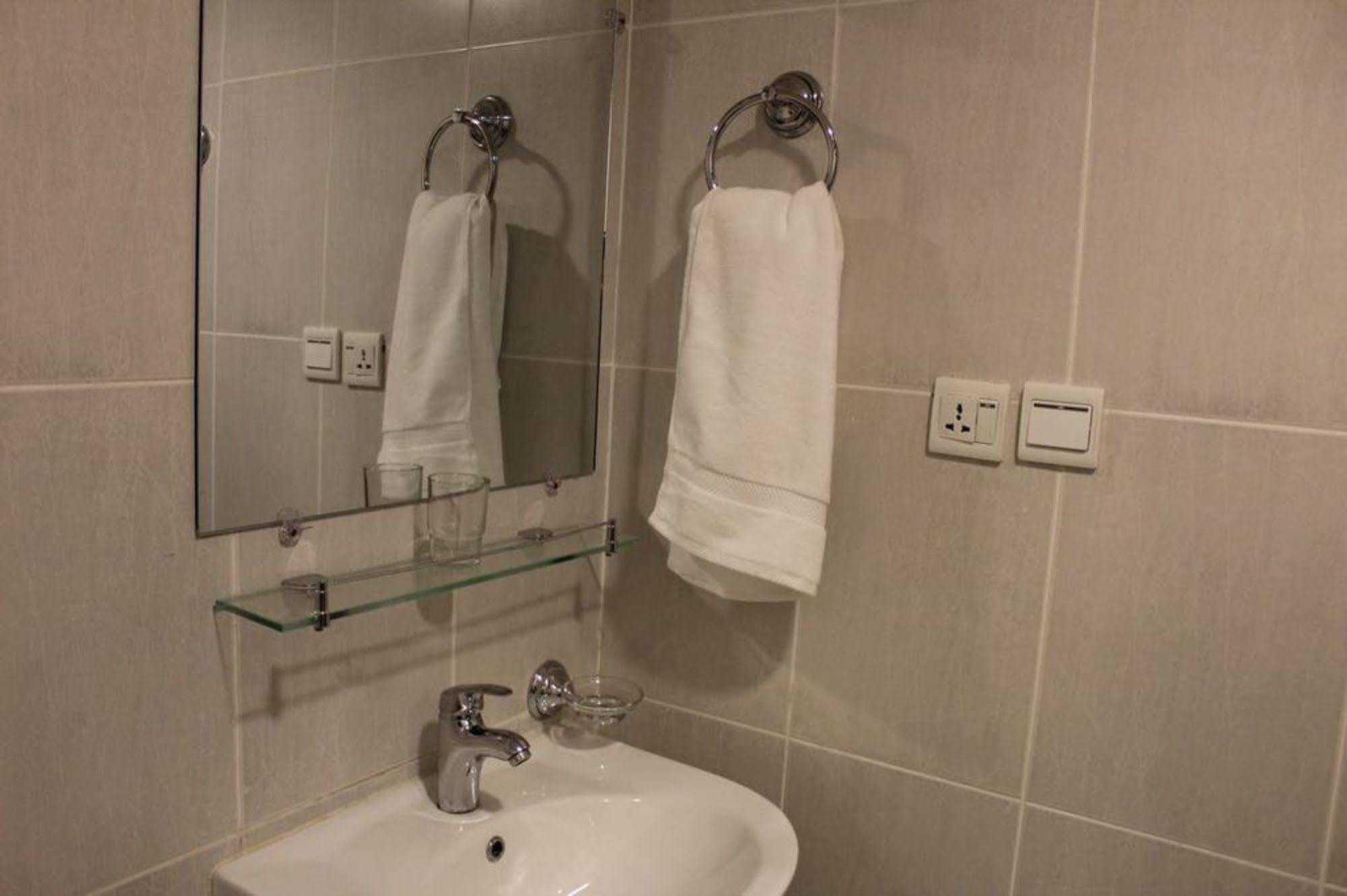 Hotel Diplomat Ισλαμαμπάντ Εξωτερικό φωτογραφία