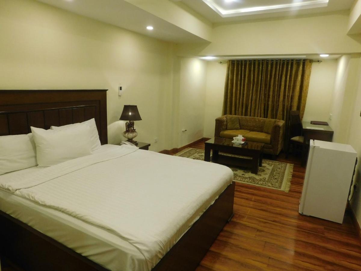 Hotel Diplomat Ισλαμαμπάντ Εξωτερικό φωτογραφία